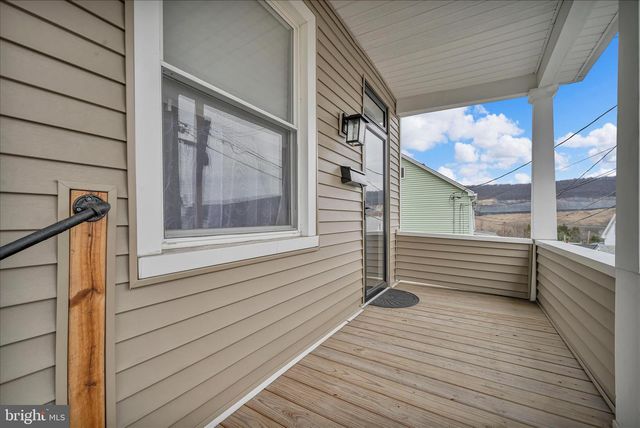 224 FISHER AVE, Coaldale, PA 18218