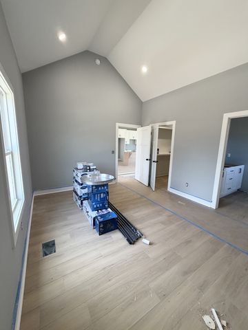 821 Annie Hollow Rd, Westmoreland, TN 37186