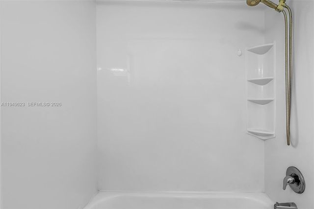 2500 SW 81st Avenue 402, Davie, FL 33324