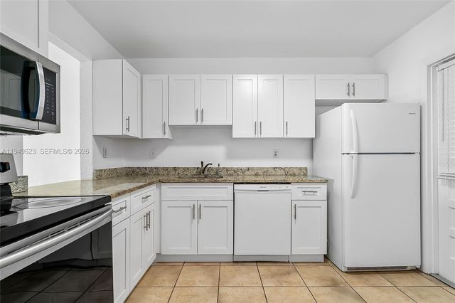 2500 SW 81st Avenue 402, Davie, FL 33324