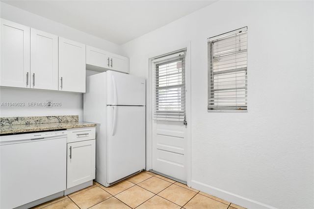 2500 SW 81st Avenue 402, Davie, FL 33324