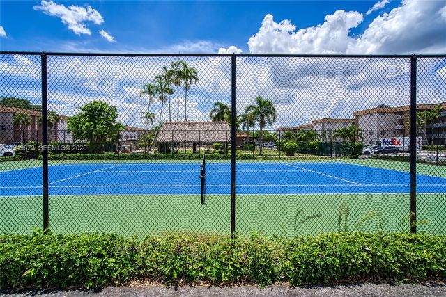 2500 SW 81st Avenue 402, Davie, FL 33324