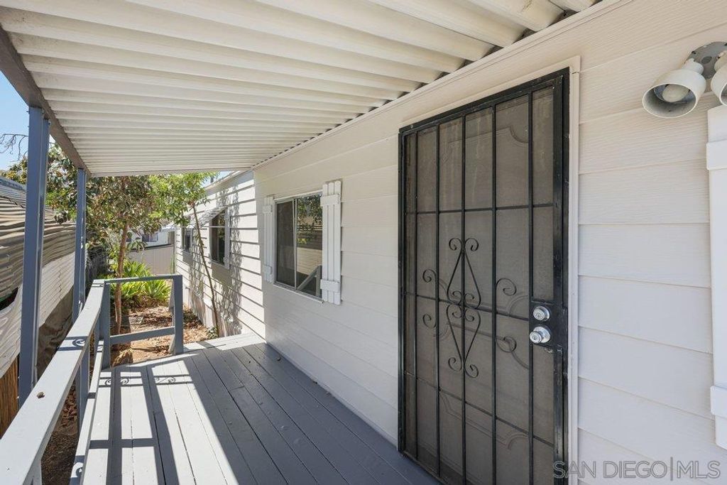 Image 8 of property listing at 13594 Highway 8 Business 53, Lakeside, CA 92040