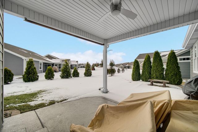 8341 Larkspur Terrace, St. John, IN 46373