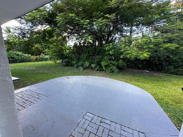 3755 Oak Ave, Miami, FL 33133