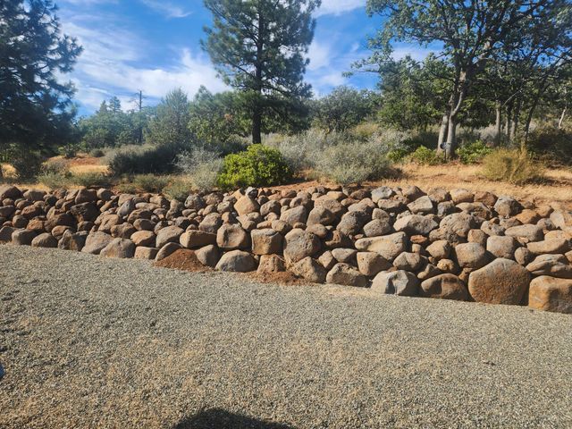 649-815 CA-299, Nubieber, CA 96068