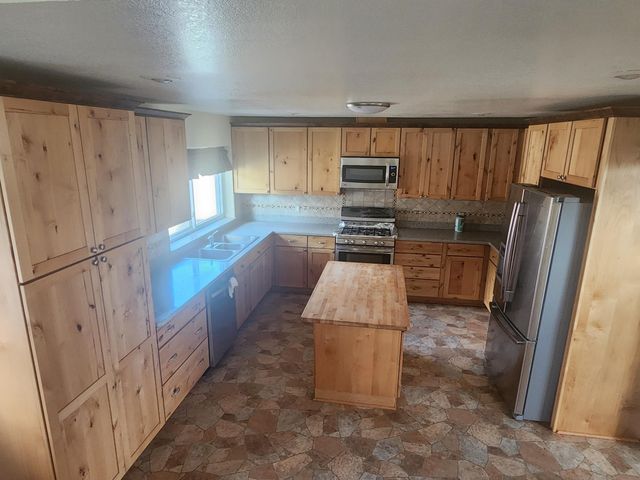 649-815 CA-299, Nubieber, CA 96068