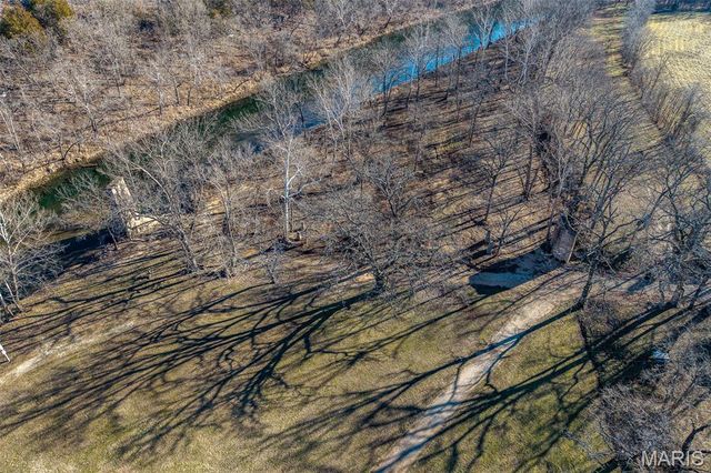 30635 MARIGOLD, Lebanon, MO 65536