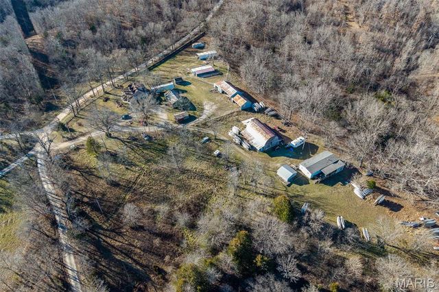 30635 MARIGOLD, Lebanon, MO 65536