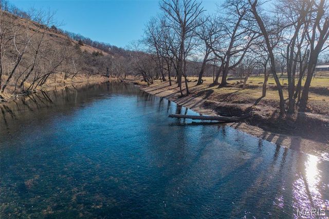 30635 MARIGOLD, Lebanon, MO 65536