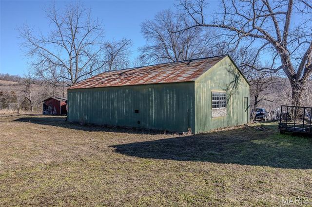 30635 MARIGOLD, Lebanon, MO 65536