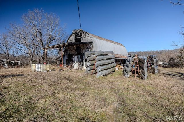 30635 MARIGOLD, Lebanon, MO 65536