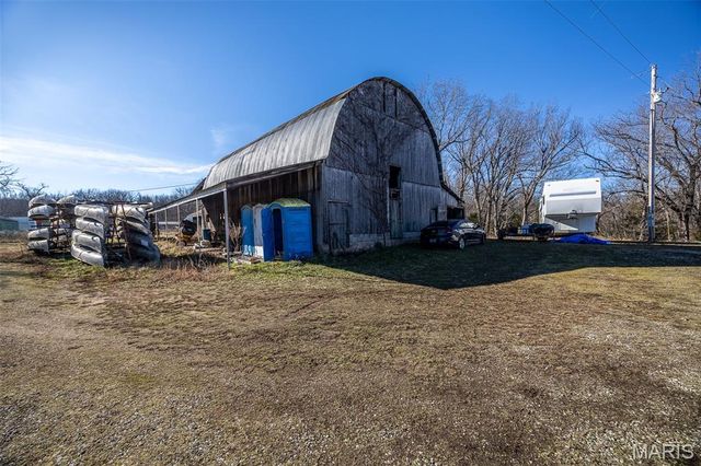 30635 MARIGOLD, Lebanon, MO 65536