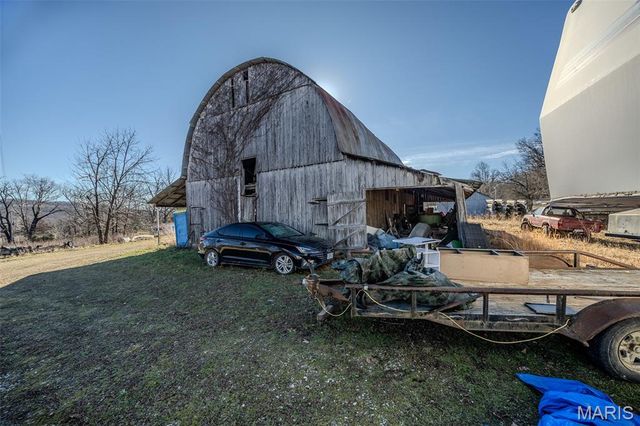 30635 MARIGOLD, Lebanon, MO 65536