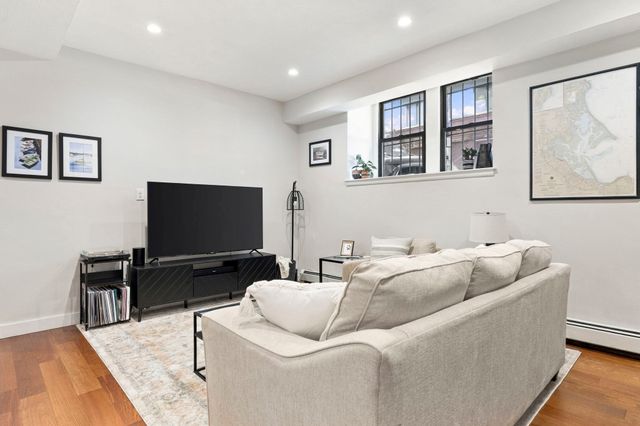 38-40 Saint Botolph Street B3, Boston, MA 02116