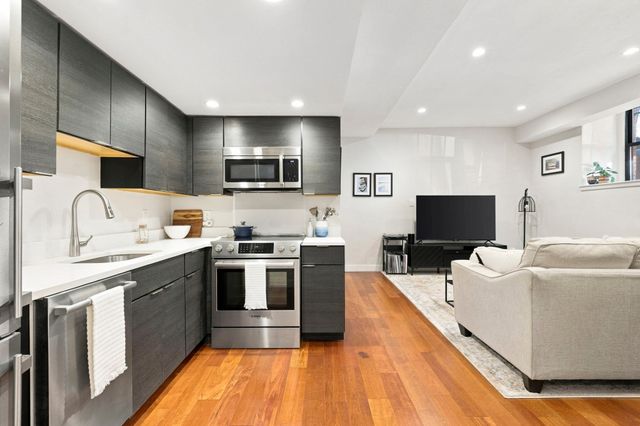 38-40 Saint Botolph Street B3, Boston, MA 02116