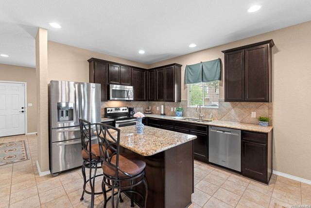 803 Cowhide Dr, San Antonio, TX 78260