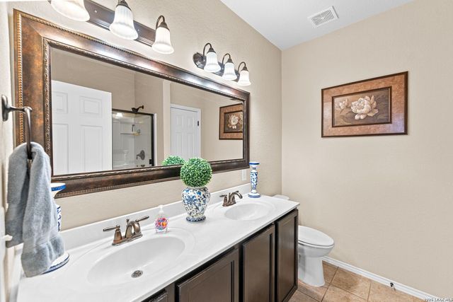 803 Cowhide Dr, San Antonio, TX 78260