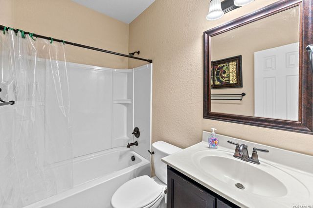 803 Cowhide Dr, San Antonio, TX 78260