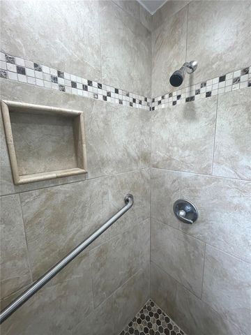 5659 13TH AVENUE N, St Petersburg, FL 33710