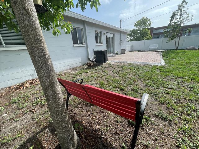 5659 13TH AVENUE N, St Petersburg, FL 33710