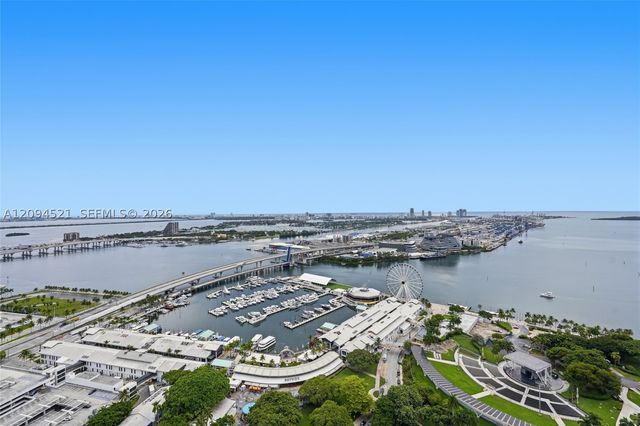 244 Biscayne Blvd 4103, Miami, FL 33132