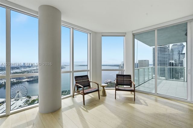 244 Biscayne Blvd 4103, Miami, FL 33132