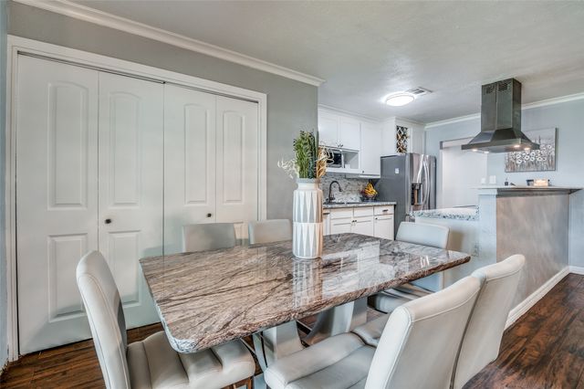 1122 Independence Trail, Grand Prairie, TX 75052