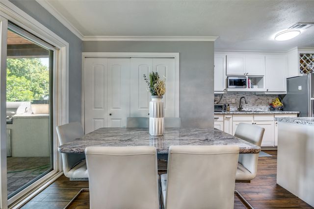 1122 Independence Trail, Grand Prairie, TX 75052