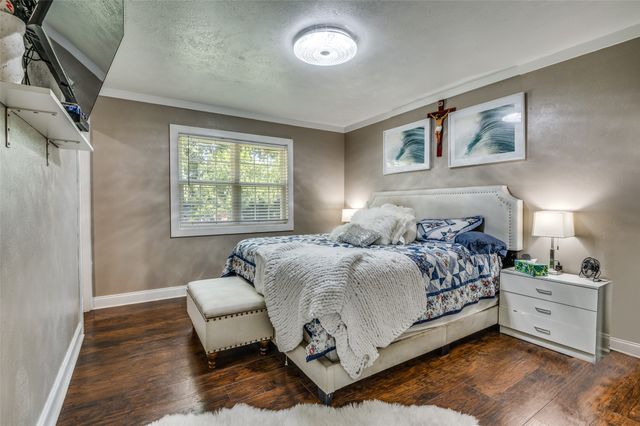 1122 Independence Trail, Grand Prairie, TX 75052