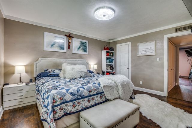 1122 Independence Trail, Grand Prairie, TX 75052
