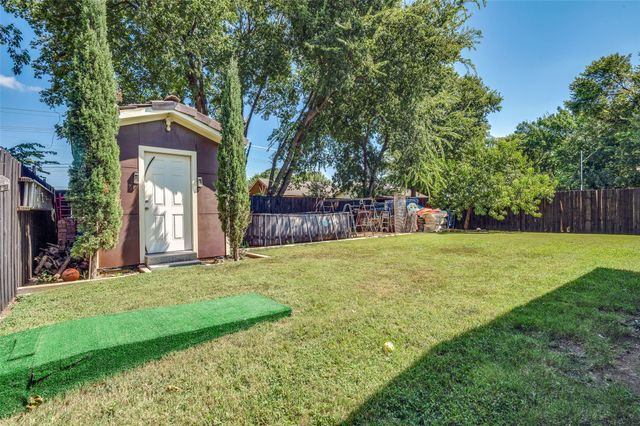 1122 Independence Trail, Grand Prairie, TX 75052