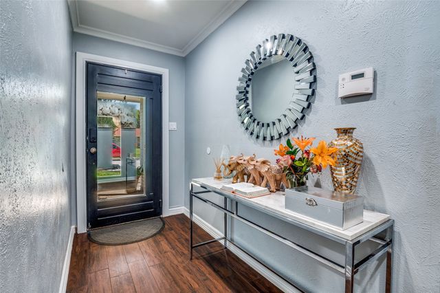 1122 Independence Trail, Grand Prairie, TX 75052