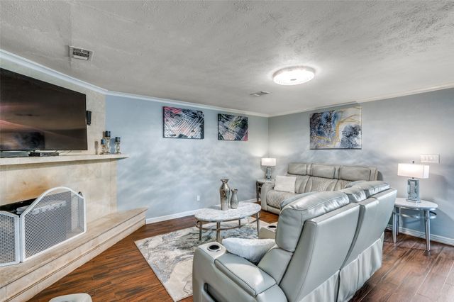 1122 Independence Trail, Grand Prairie, TX 75052
