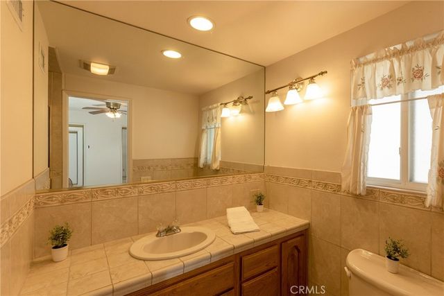 1700 W El Portal, La Habra, CA 90631