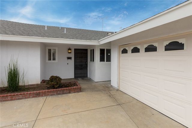 1700 W El Portal, La Habra, CA 90631