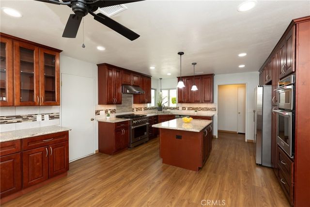 1700 W El Portal, La Habra, CA 90631