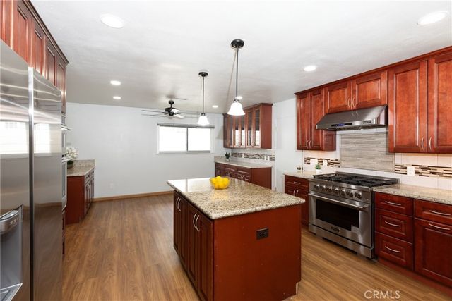 1700 W El Portal, La Habra, CA 90631