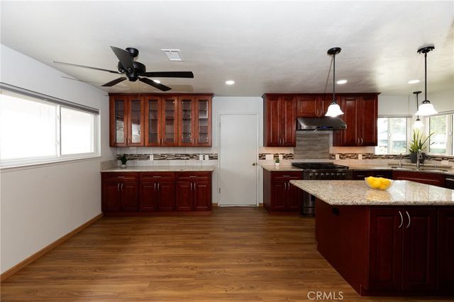 1700 W El Portal, La Habra, CA 90631