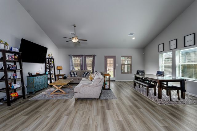 10932 Texanum Trail, Fort Worth, TX 76108