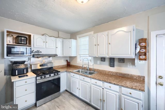 231 HARDING CT, York, PA 17403