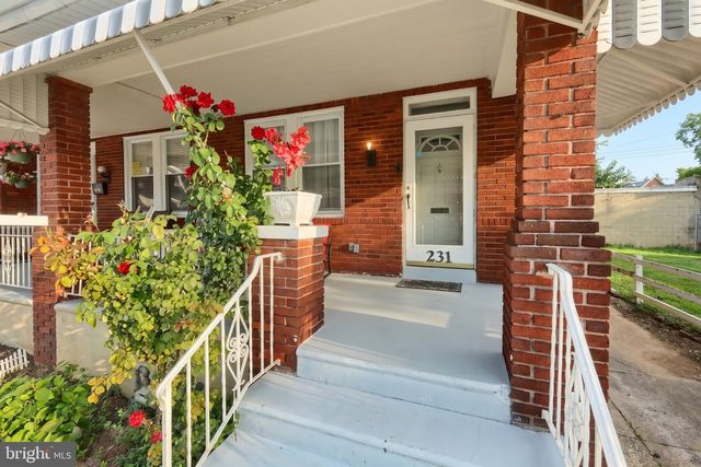 231 HARDING CT, York, PA 17403