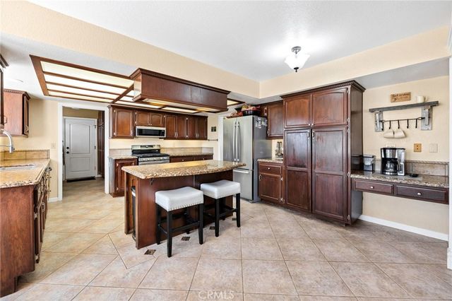 29575 Merjanian, Menifee, CA 92584