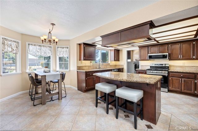 29575 Merjanian, Menifee, CA 92584