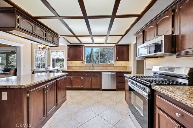 29575 Merjanian, Menifee, CA 92584