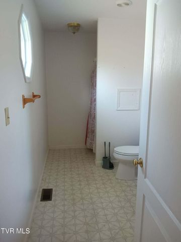 14512 White Top View, Abingdon, VA 24210