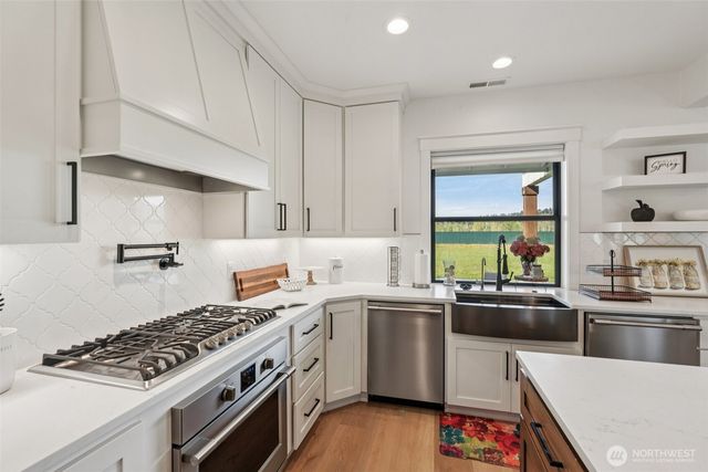 270 Tulip Lane, Woodland, WA 98674