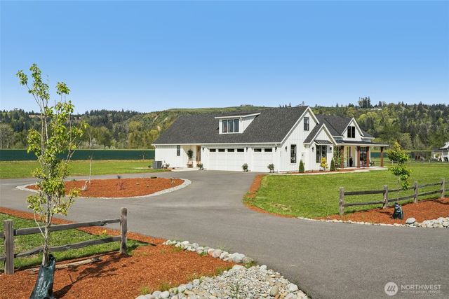 270 Tulip Lane, Woodland, WA 98674