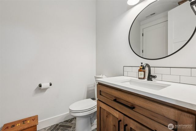 270 Tulip Lane, Woodland, WA 98674