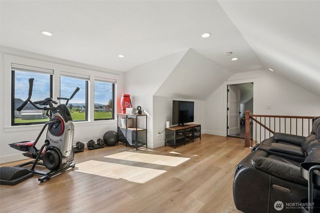 270 Tulip Lane, Woodland, WA 98674